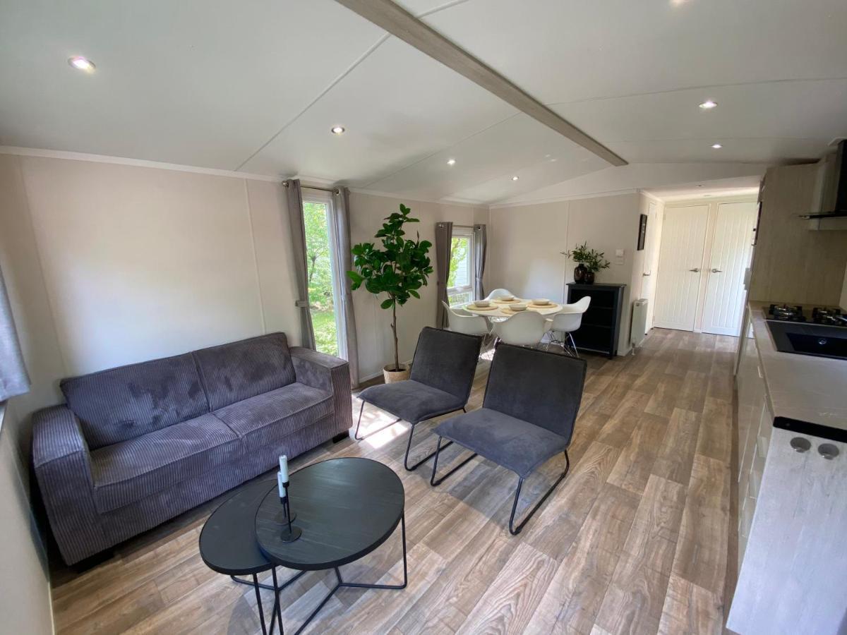Chalet In De Veluwse Bossen โฮนเดอร์โล ภายนอก รูปภาพ