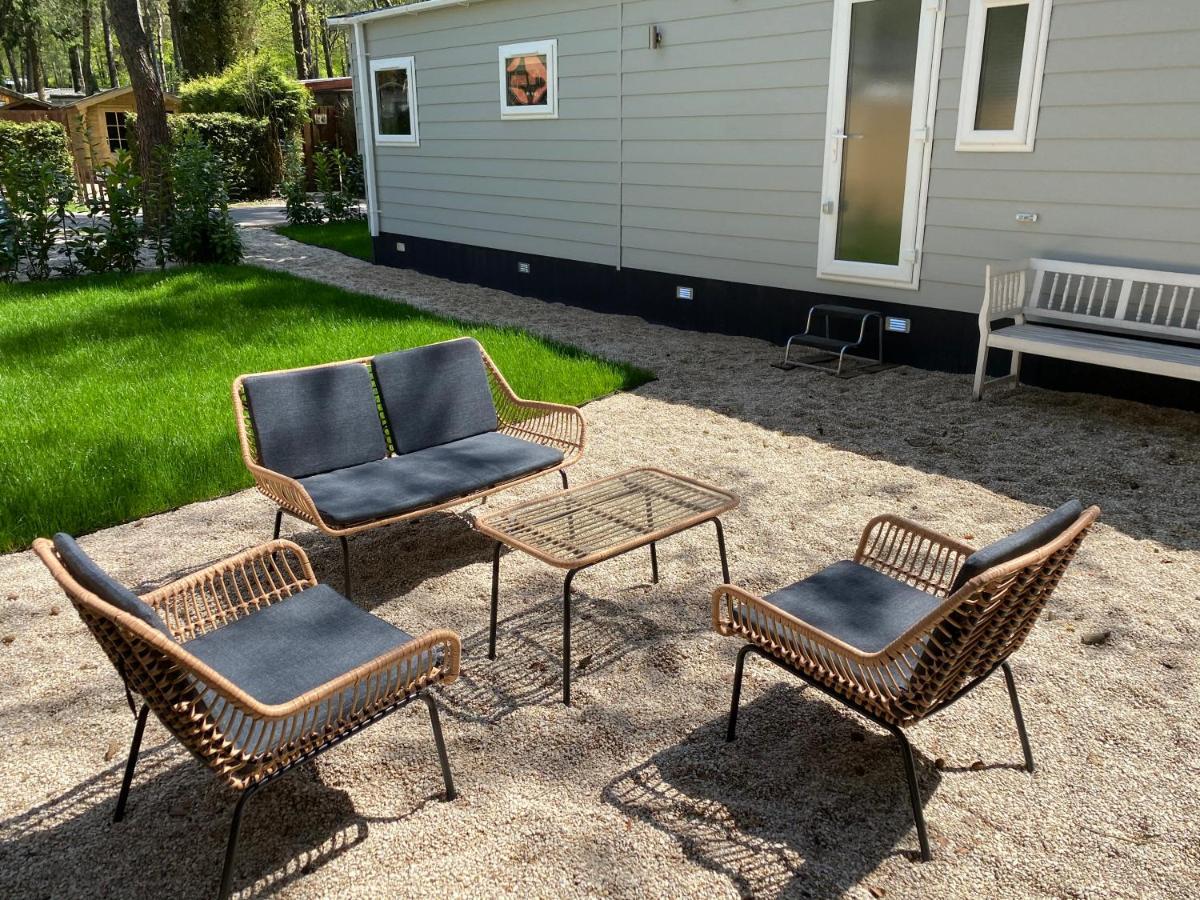 Chalet In De Veluwse Bossen โฮนเดอร์โล ภายนอก รูปภาพ